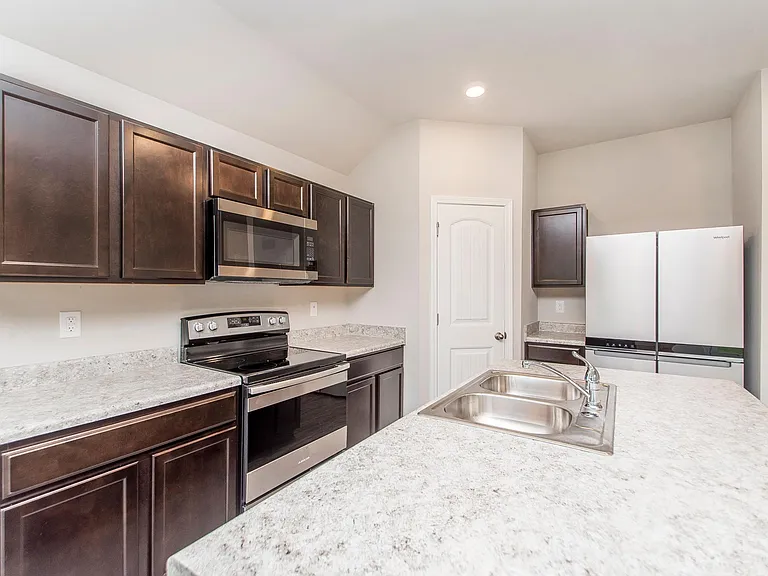 48434 Red Fox Dr — Photo 3