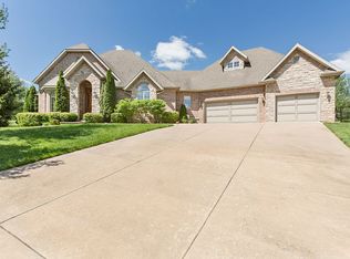 771 N Summercreek Ct, Springfield, MO 65802