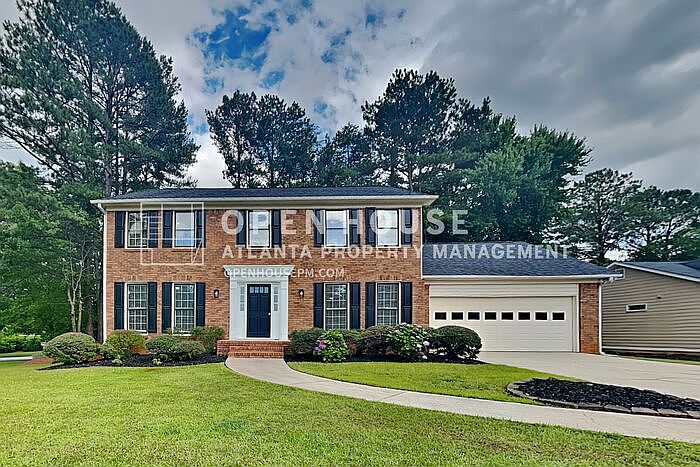 1st image of 2640 Holly Springs Dr