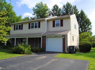 1582 Chalk Ave, Blue Bell, PA 19422