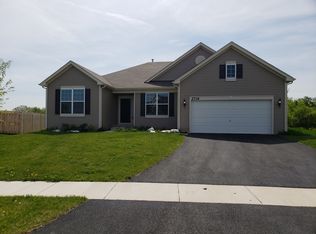 2716 Woodworth Ave, Woodstock, IL 60098