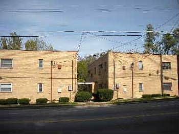 2nd image of 562 Martin Luther King Dr W APT 7