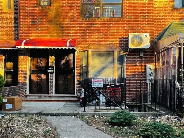 51-11 63rd Street, Woodside, NY 11377