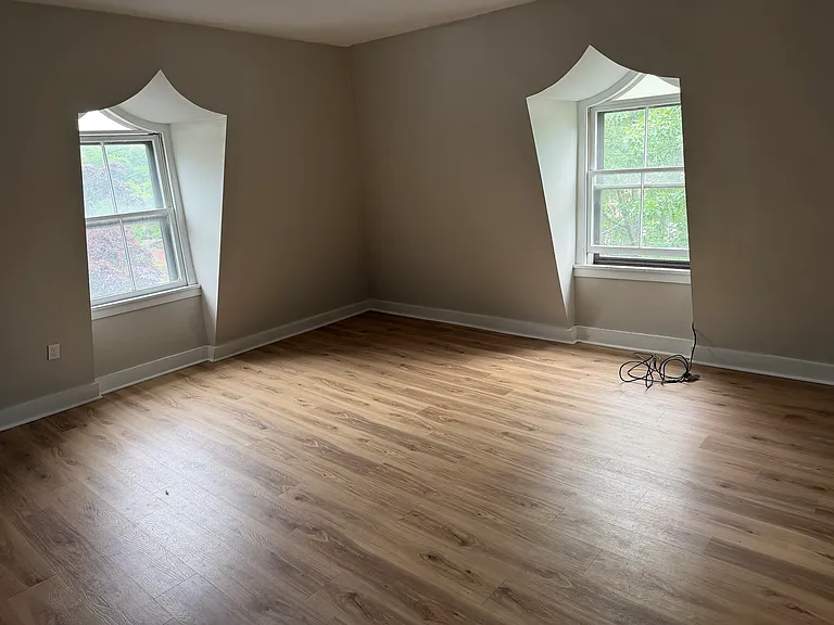 31 Deering St #5 — Photo 7