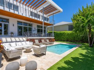 Tropical Isle Homes Sub, Key Biscayne, FL 33149