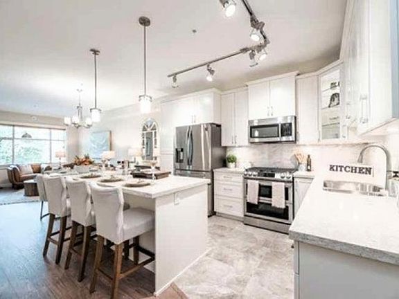 4th image of 11063 Ravine Rd #123
