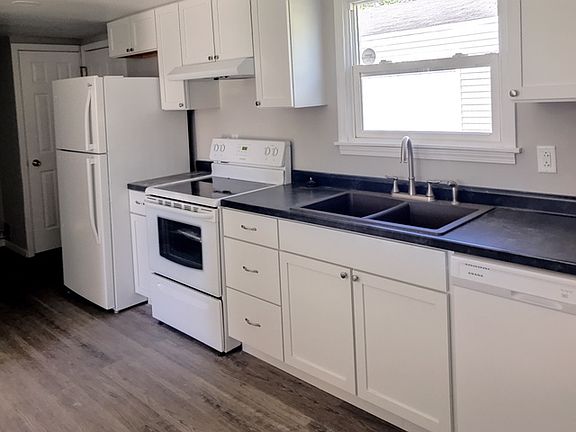 4th image of 303 N Belle Aire Ave