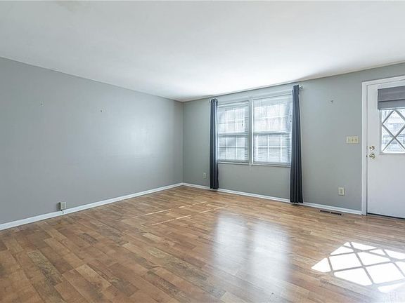 3rd image of 97 Marco Ln