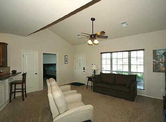 3rd image of 2506 Pheasant Dr