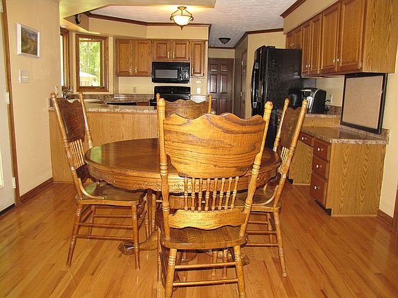 4th image of 2573 Blue Heron Dr