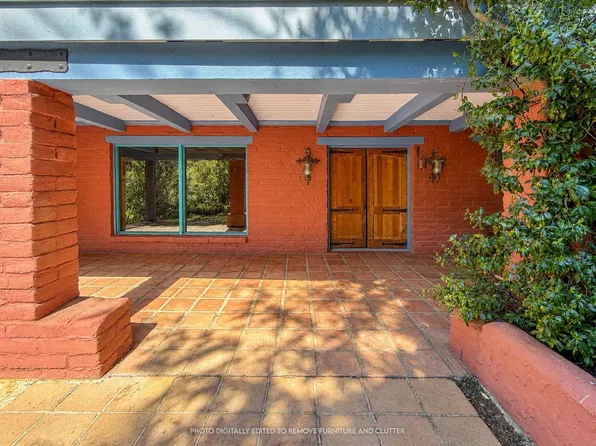 10 Joaquin Rd, Portola Valley, CA 94028