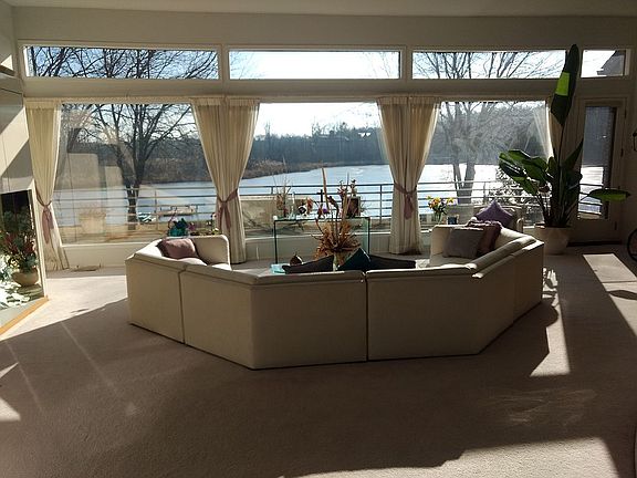 4th image of 1233 Water Cliff Dr