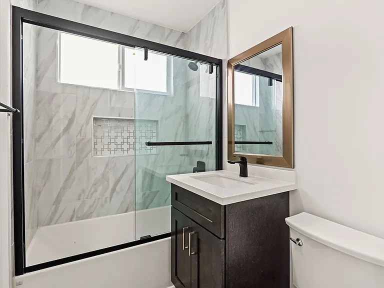 410 Lucas Ave — Photo 37