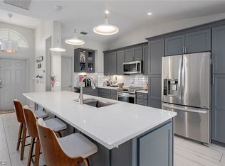 2115 SW 49th Ter, Cape Coral, FL 33914