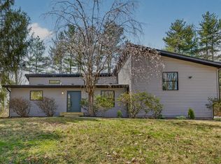 4620 S Woodbine Dr, Bloomington, IN 47403