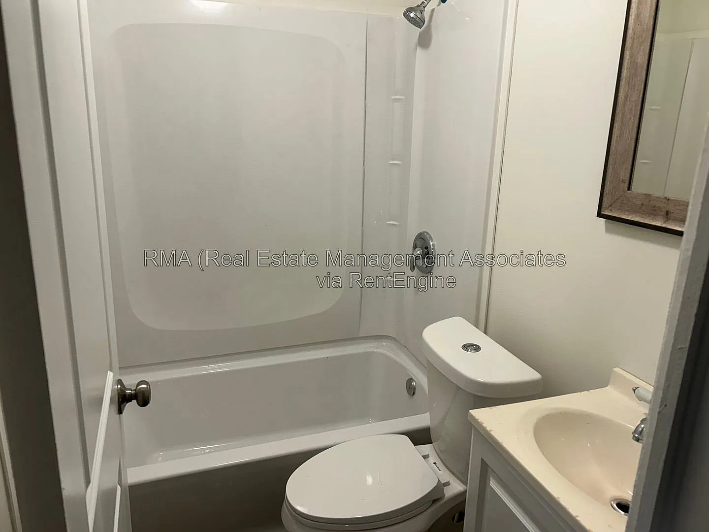 1 bed, 1.0 bath, 527 sqft, $800 — Photo 4
