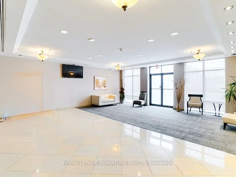 220 Forum Dr #Townhouse 105 — Photo 30