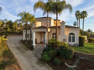 2464 Canyon Creek Rd, Escondido, CA 92025