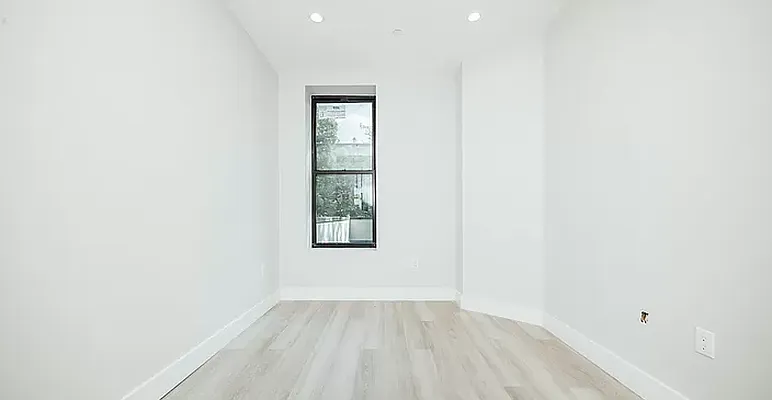 Rented by Green Leaf Management, LLC | media 21