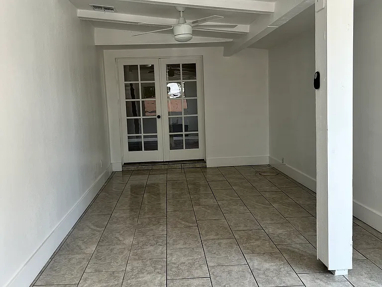 3323 N 79th Ave — Photo 18