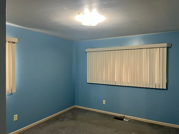 4th image of 25068 Powers Ave #1