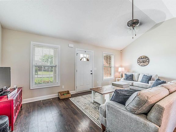 5th image of 3006 Wyatt Dr