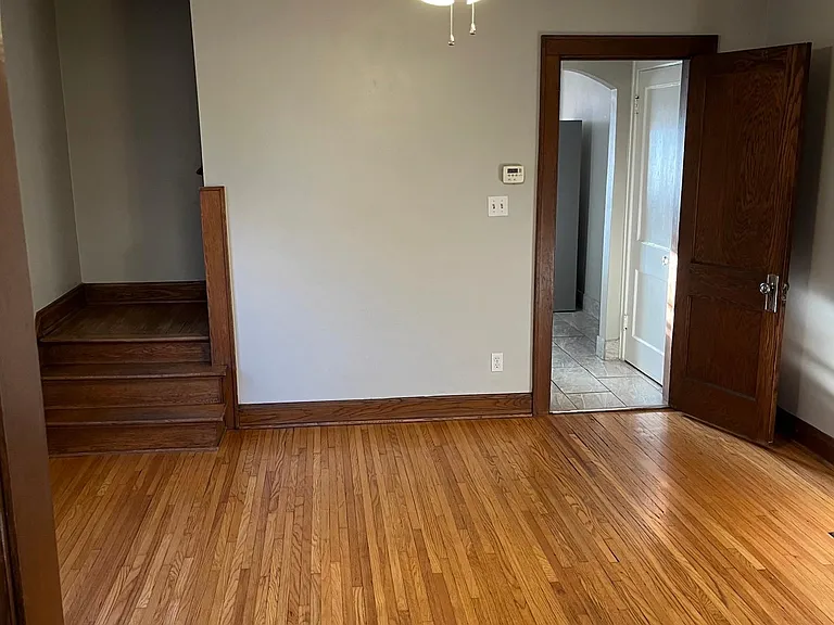 877 Northwest Blvd — Photo 9