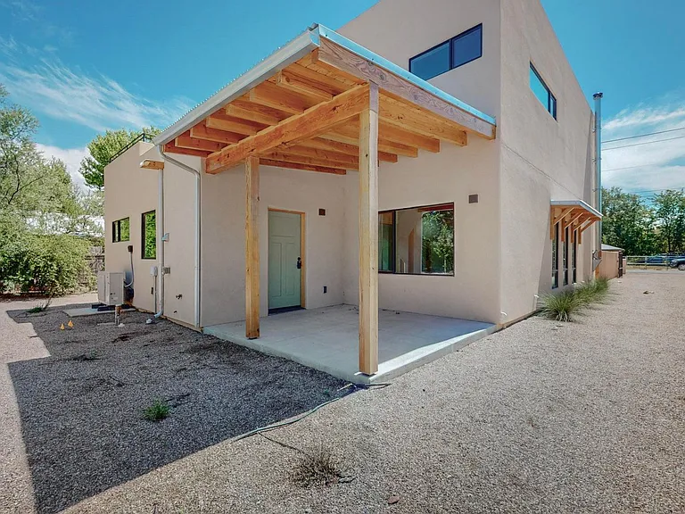 1115 El Pueblo Rd NW — Photo 38