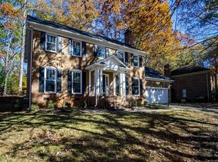 10122 Whitethorn Dr, Charlotte, NC 28277