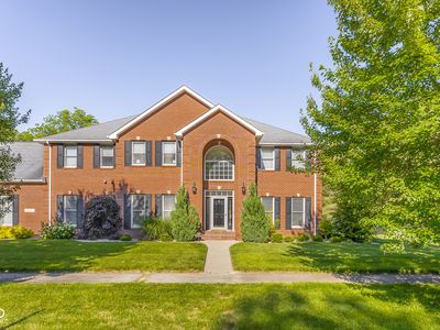 2561 Apple Blossom Ln, Columbus, IN, 47201