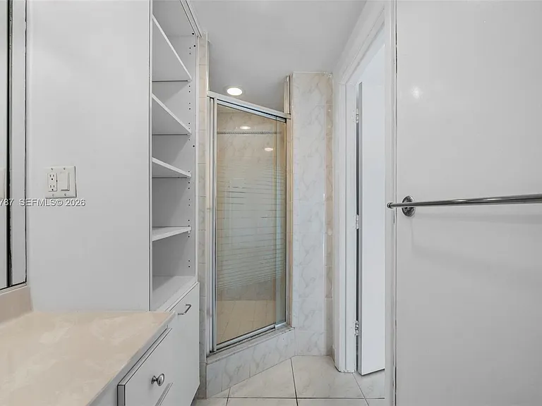 300 Bayview Dr #1711 — Photo 16