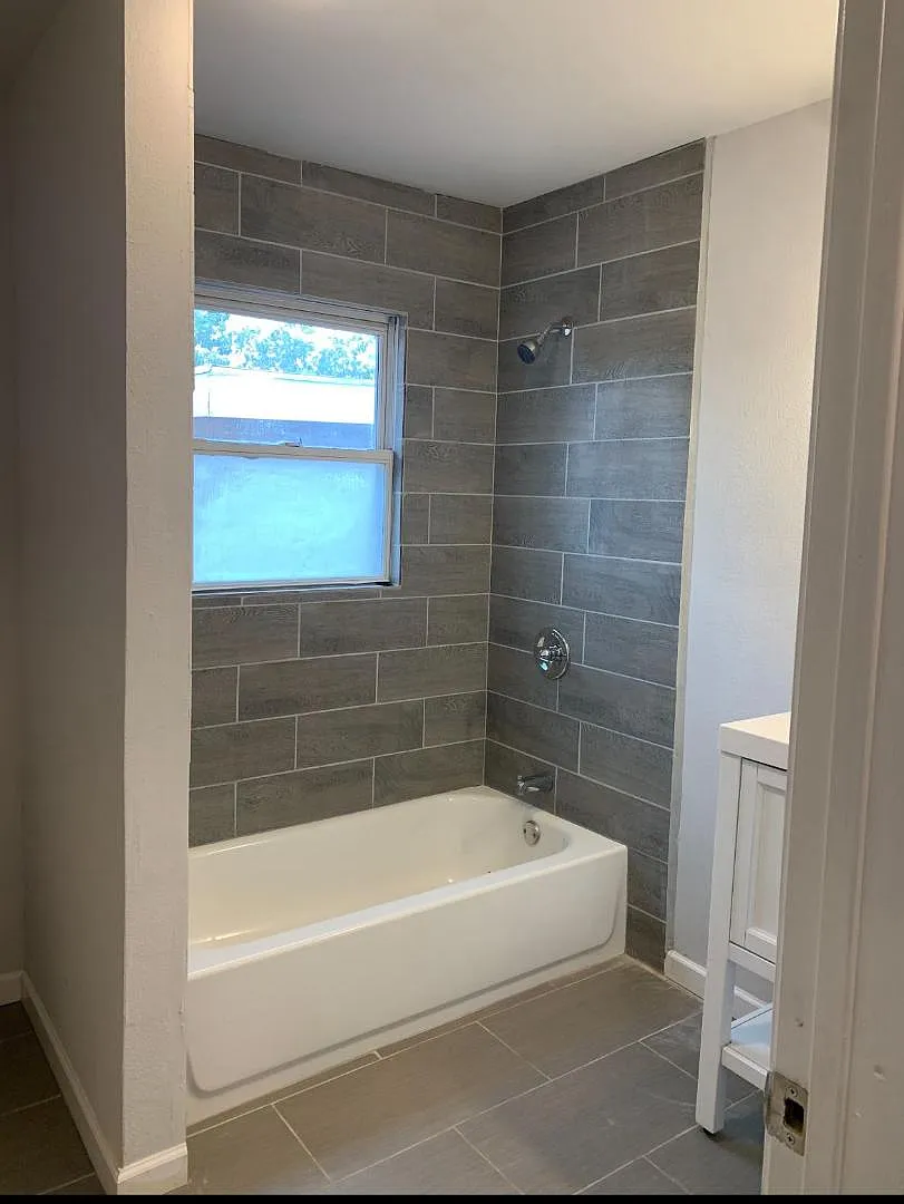 400 E Spruce Ave — Photo 1