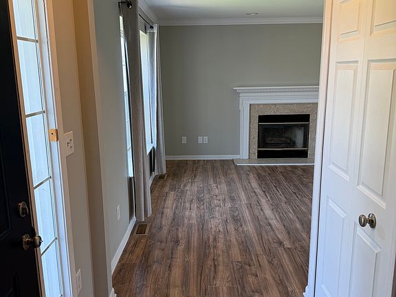 4th image of 2115 W Drahner Rd