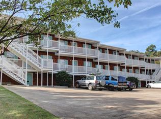 944 N Storer Ave APT 11, Fayetteville, AR 72701