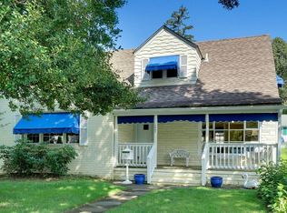 110 Vroom Ave, Spring Lake, NJ 07762