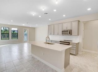 8656 Escue St, Lake Worth, FL 33467