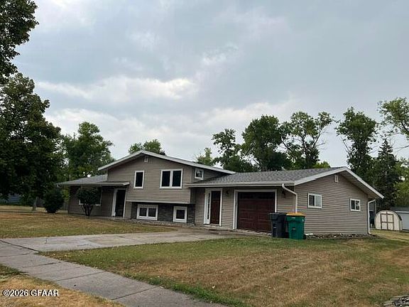 2nd image of 704 E Caledonia Ave
