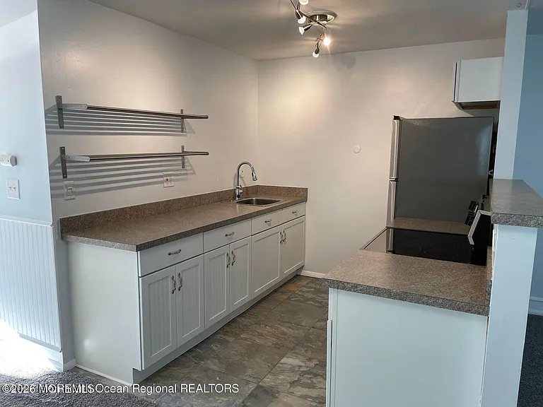 393 Chesterfield Ct #A — Photo 5