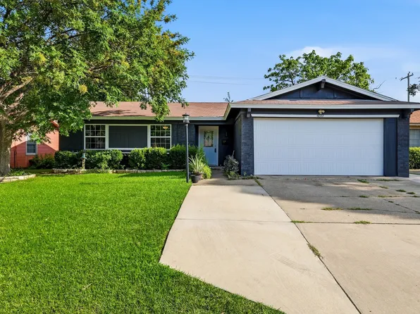 450 Price Dr, Lewisville, TX 75067