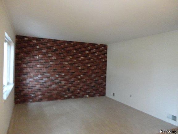 2nd image of 25500 W Warren St