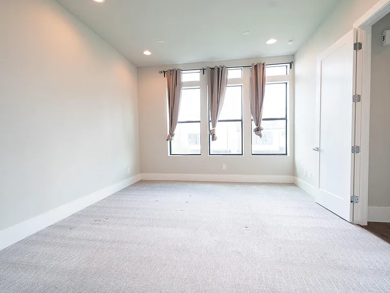 1613 Wheeler St #C — Photo 20