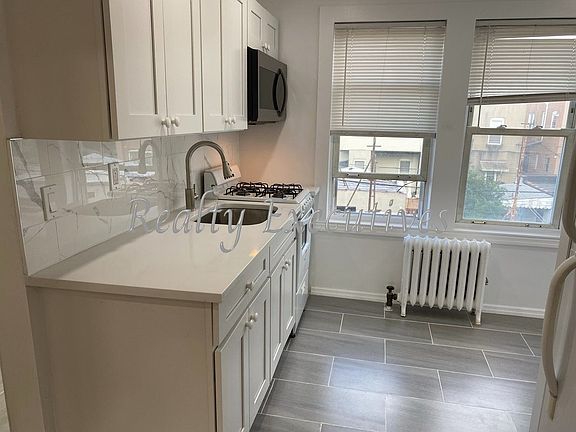 5th image of 20-67 33rd St #3