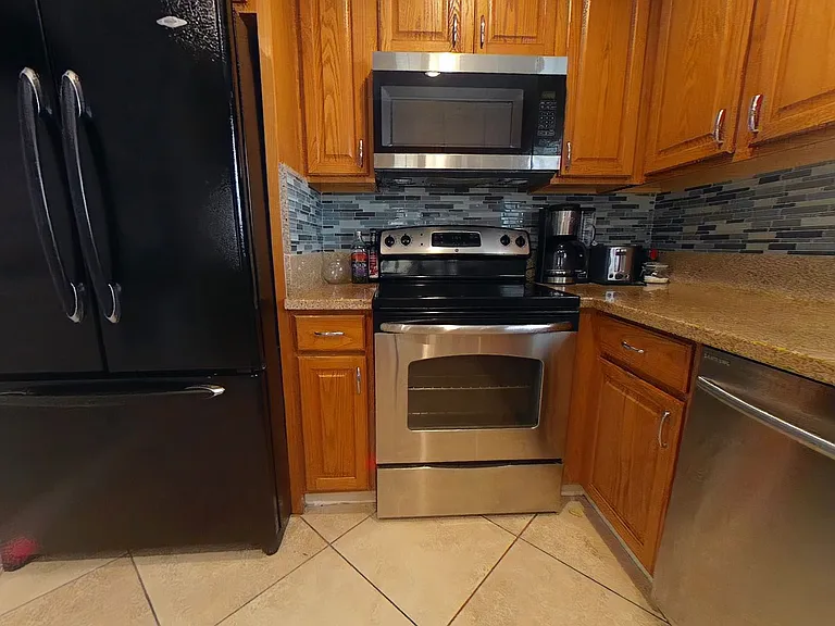 4865 Campanile Dr — Photo 22