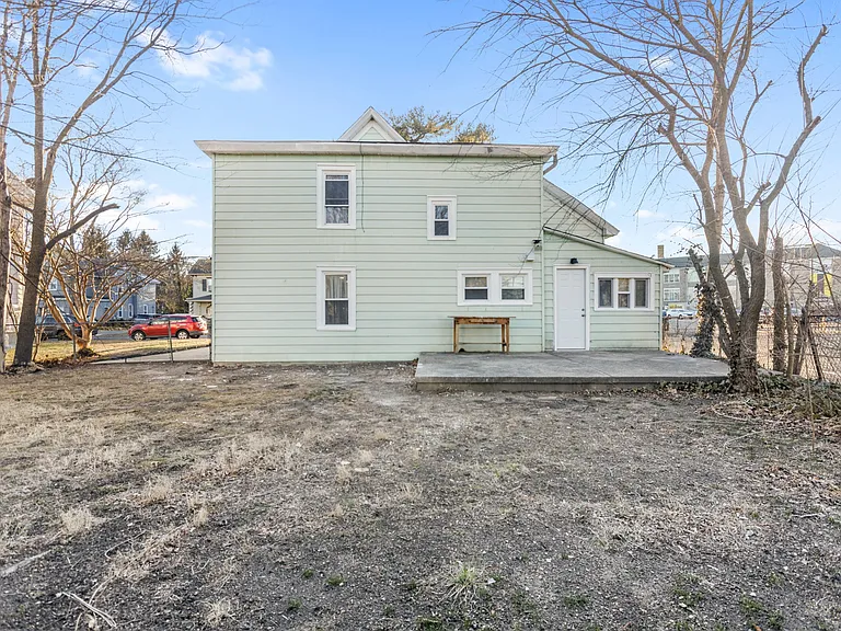 38-40 State St — Photo 1