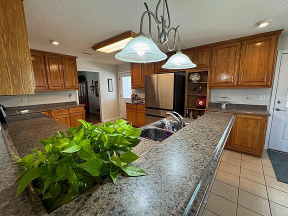 5th image of 13507 Pine Forest Rd