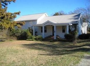 1226 Old Hartwell Rd, Elberton, GA 30635
