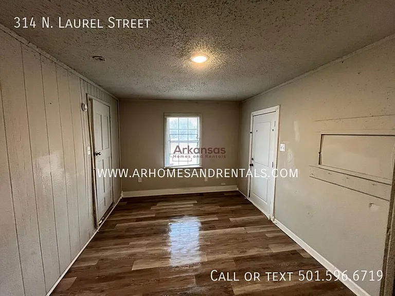 314 N Laurel St — Photo 10