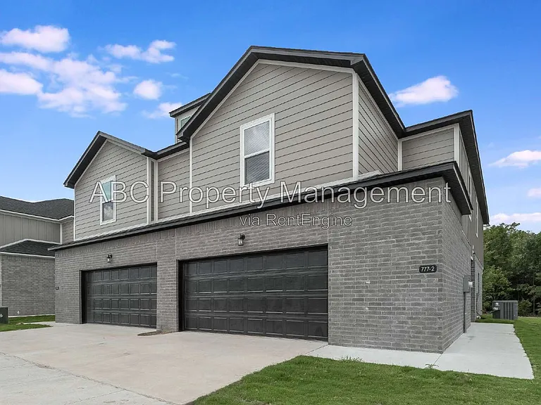 955 S Benchmark Ln #1 — Photo 23