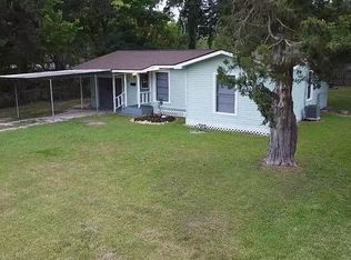 701 Akers St, Angleton, TX 77515