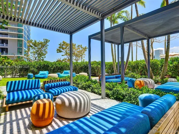 (undisclosed Address), Miami, FL 33137